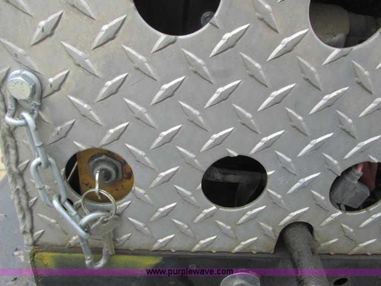 image for item K4062 1989 Trail King TK60HTXL492 drop deck hydra-tail equipment trailer