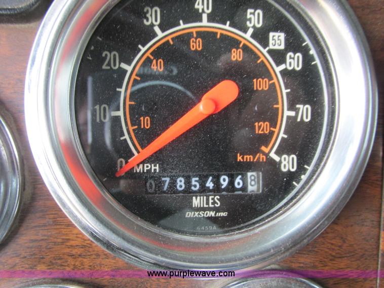 image for item K4063 1997 Peterbilt 379 semi truck