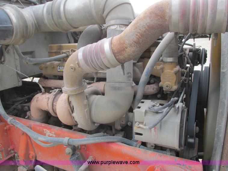 image for item K4063 1997 Peterbilt 379 semi truck