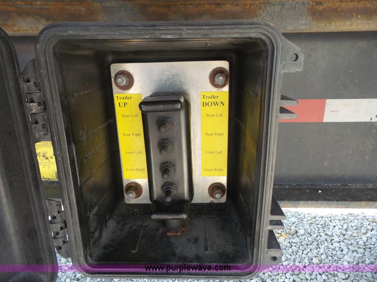 image for item K4668 2011 BWS 53VT3V Demountable Concepts trailer with storage boxes