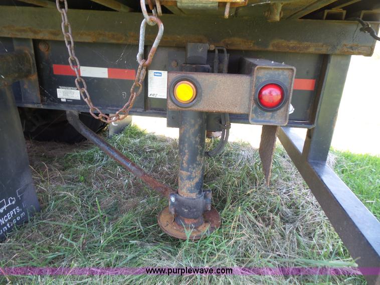 image for item K4668 2011 BWS 53VT3V Demountable Concepts trailer with storage boxes