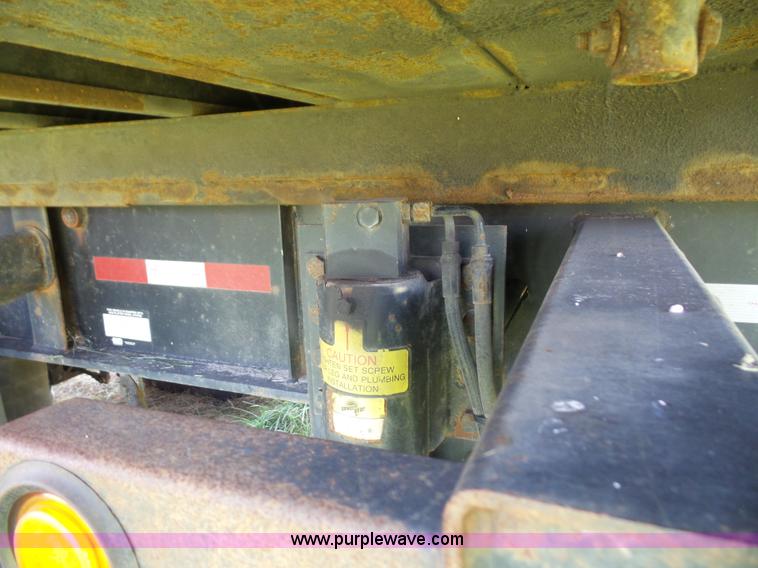 image for item K4668 2011 BWS 53VT3V Demountable Concepts trailer with storage boxes