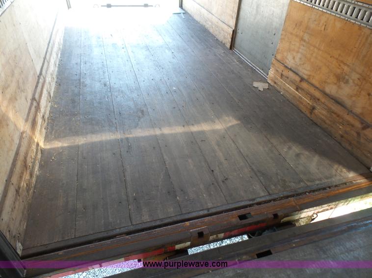 image for item K4668 2011 BWS 53VT3V Demountable Concepts trailer with storage boxes