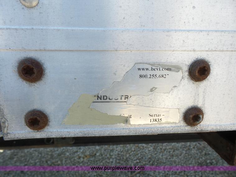 image for item K4668 2011 BWS 53VT3V Demountable Concepts trailer with storage boxes