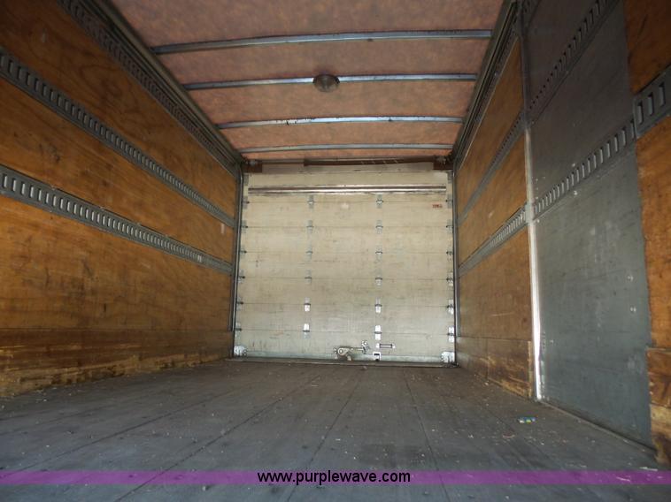image for item K4668 2011 BWS 53VT3V Demountable Concepts trailer with storage boxes