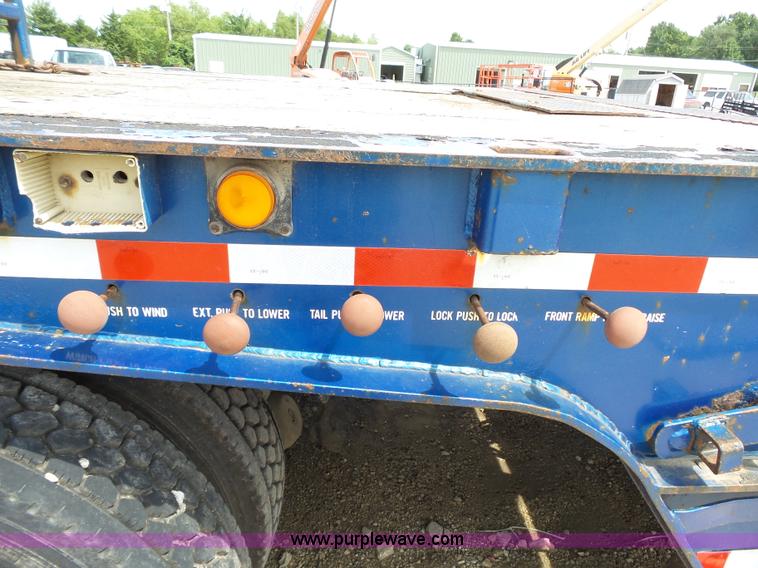 image for item K5311 1997 Futurelift FL70HLB equipment trailer
