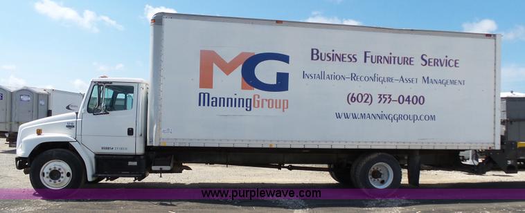 image for item K5323 1998 Freightliner FL70 box truck