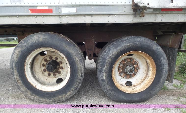 image for item K7731 1987 Dorsey Liteguard 86 refrigerated van trailer