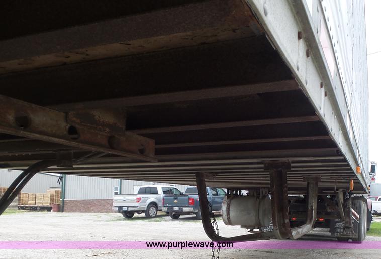 image for item K7731 1987 Dorsey Liteguard 86 refrigerated van trailer