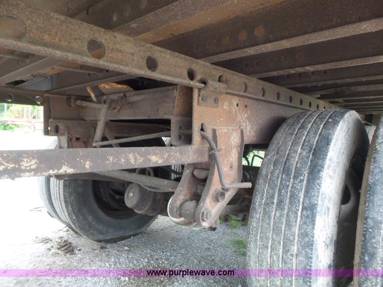 image for item K7731 1987 Dorsey Liteguard 86 refrigerated van trailer