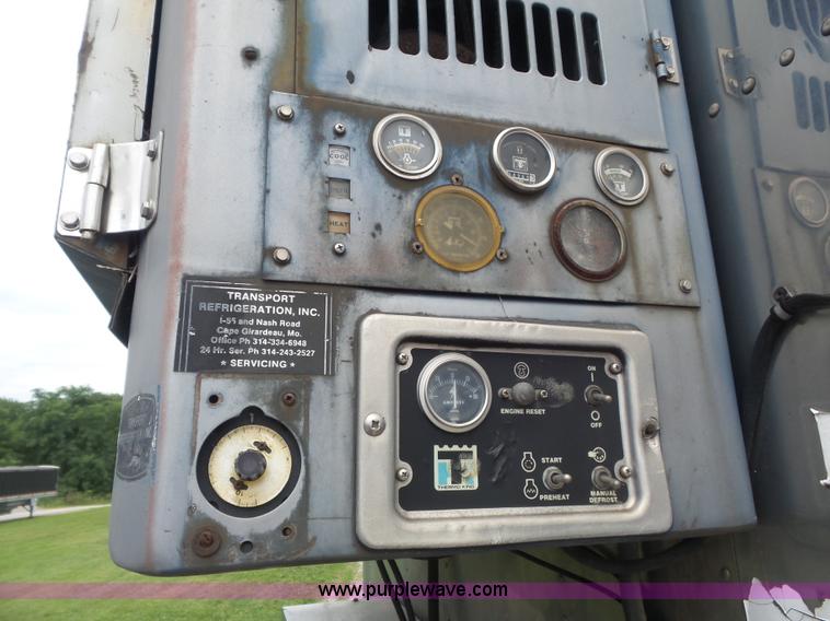 image for item K7731 1987 Dorsey Liteguard 86 refrigerated van trailer