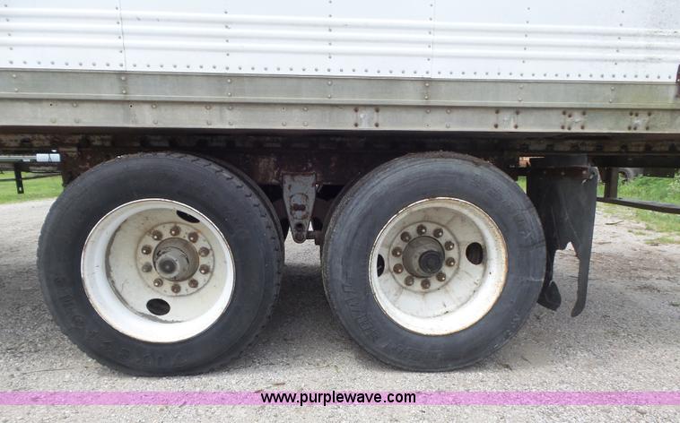 image for item K7732 1987 Dorsey Liteguard 86 refrigerated van trailer