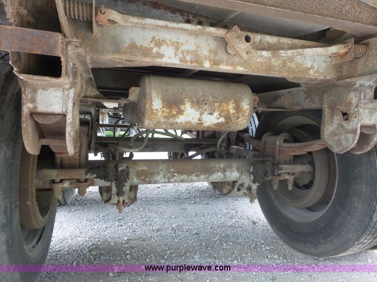 image for item K7732 1987 Dorsey Liteguard 86 refrigerated van trailer