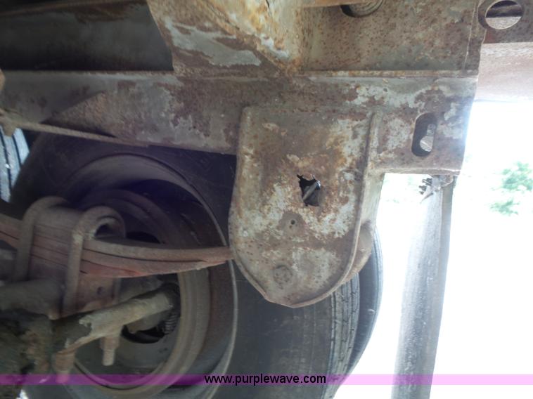 image for item K7732 1987 Dorsey Liteguard 86 refrigerated van trailer