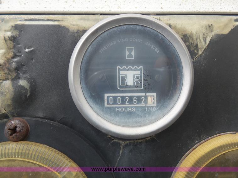 image for item K7732 1987 Dorsey Liteguard 86 refrigerated van trailer