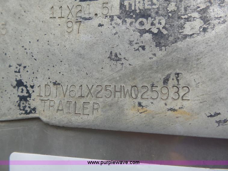 image for item K7732 1987 Dorsey Liteguard 86 refrigerated van trailer