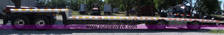 image for item K8436 2004 Wilson CFD-900 drop deck equipment trailer