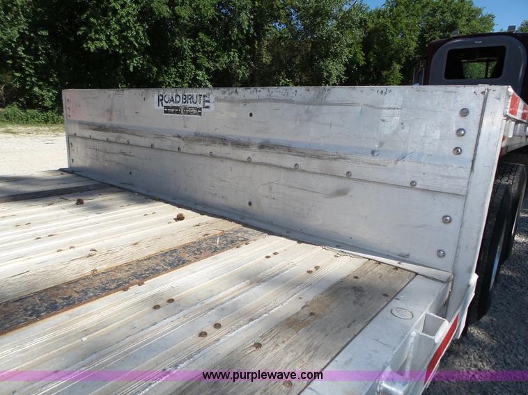 image for item K8436 2004 Wilson CFD-900 drop deck equipment trailer