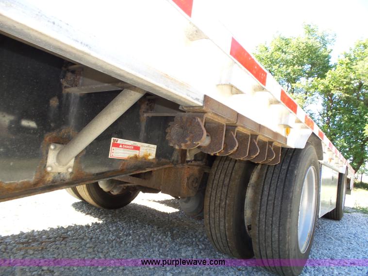 image for item K8436 2004 Wilson CFD-900 drop deck equipment trailer