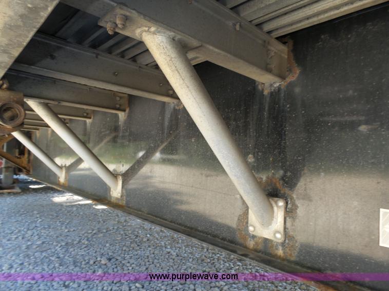 image for item K8436 2004 Wilson CFD-900 drop deck equipment trailer