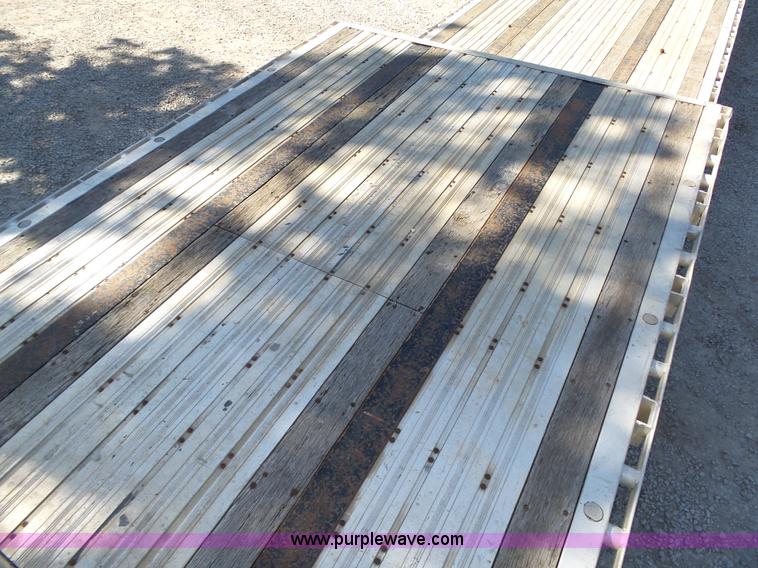 image for item K8436 2004 Wilson CFD-900 drop deck equipment trailer