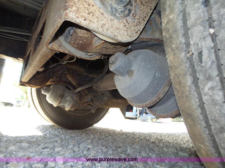 image for item K8436 2004 Wilson CFD-900 drop deck equipment trailer