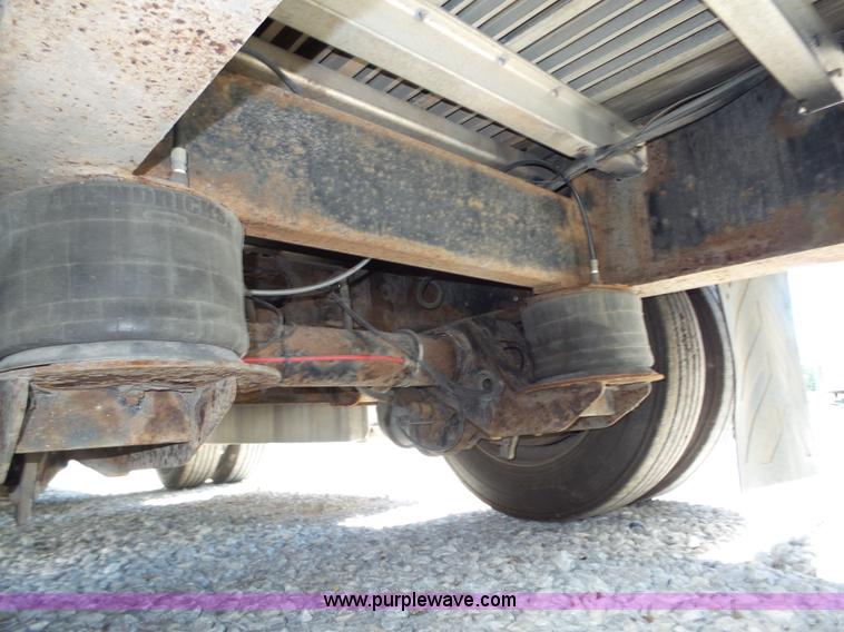 image for item K8436 2004 Wilson CFD-900 drop deck equipment trailer