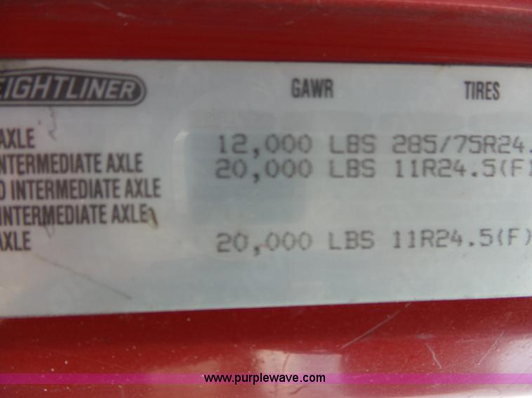 image for item L2047 1995 Freightliner FLD semi truck