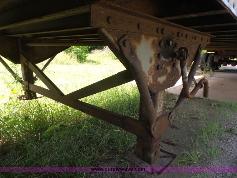 image for item L4829 2005 Great Dane 7411TP-SA dry van trailer