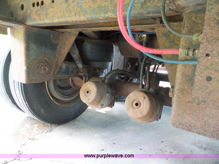 image for item L4829 2005 Great Dane 7411TP-SA dry van trailer