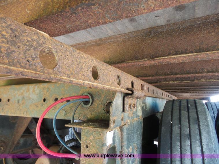 image for item L4829 2005 Great Dane 7411TP-SA dry van trailer