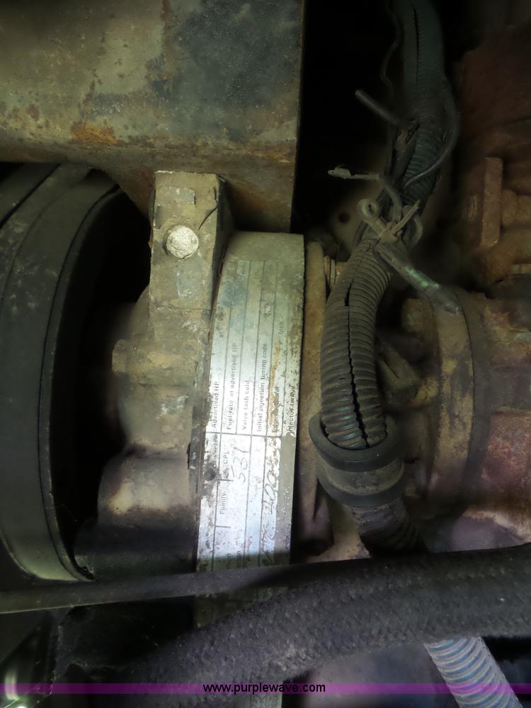 image for item L4830 1987 International CO-9670 Eagle semi truck