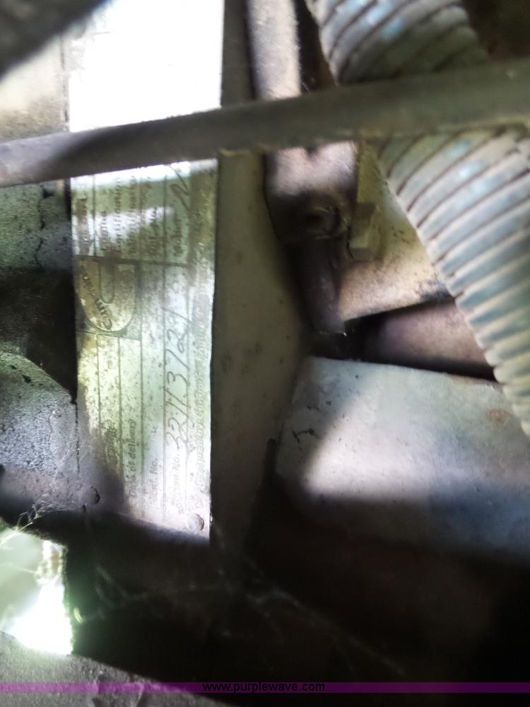 image for item L4830 1987 International CO-9670 Eagle semi truck