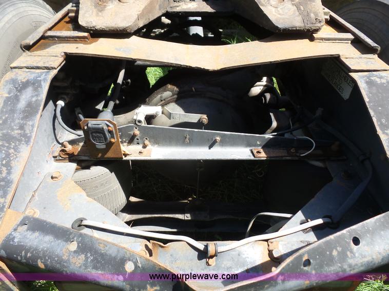 image for item L4830 1987 International CO-9670 Eagle semi truck