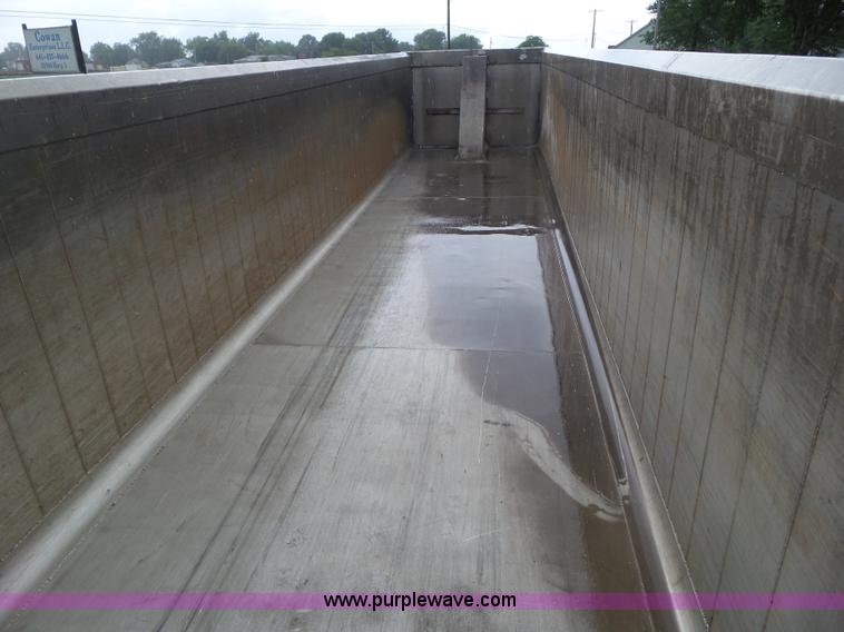 image for item L5506 2014 Clement ADW3860 double wall aluminum end dump trailer