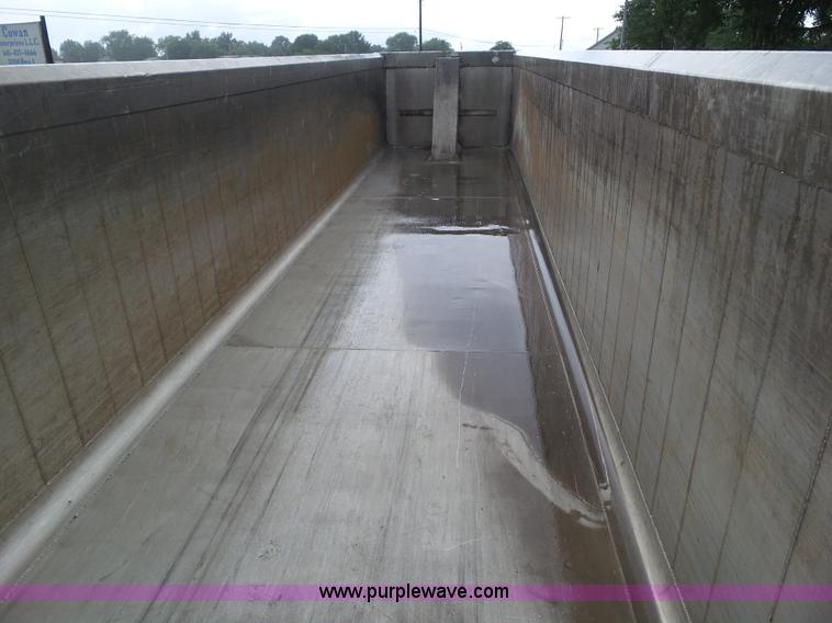 image for item L5506 2014 Clement ADW3860 double wall aluminum end dump trailer