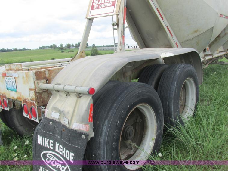 image for item L6183 1973 Fruehauf tank trailer