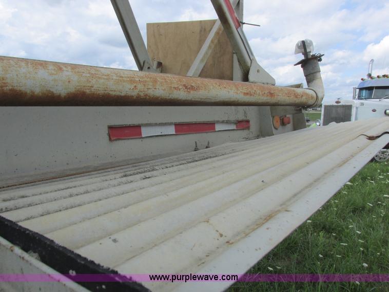 image for item L6183 1973 Fruehauf tank trailer