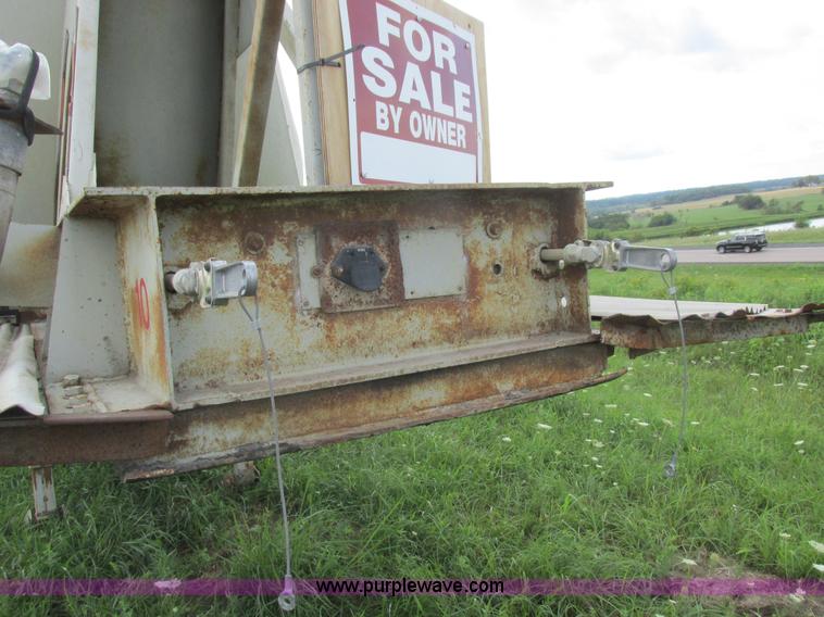 image for item L6183 1973 Fruehauf tank trailer