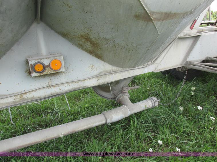 image for item L6183 1973 Fruehauf tank trailer