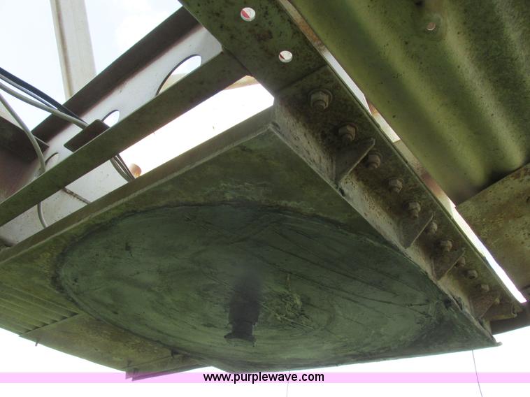 image for item L6183 1973 Fruehauf tank trailer