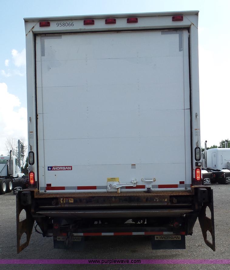 image for item L6823 2009 Kenworth T270 box truck