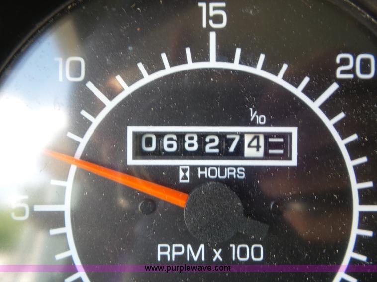 image for item L6823 2009 Kenworth T270 box truck