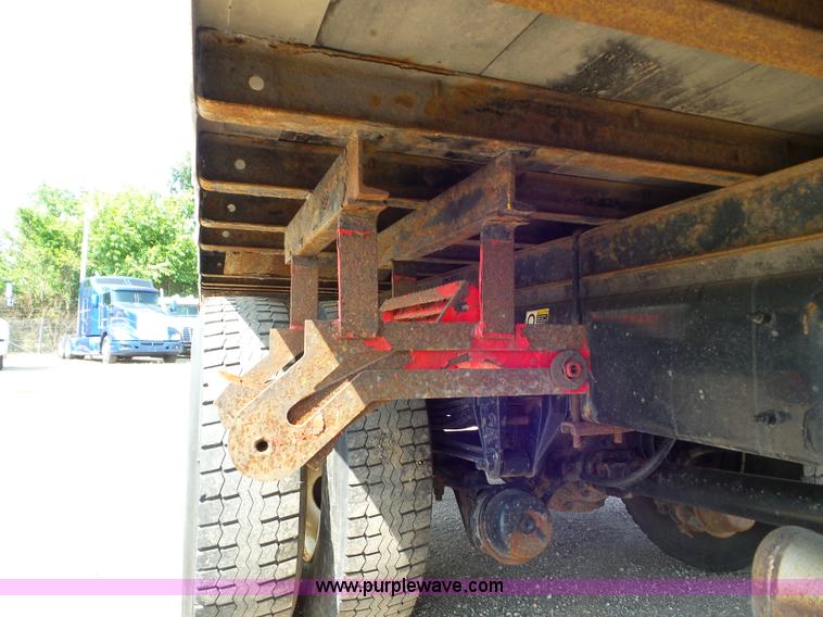 image for item L6823 2009 Kenworth T270 box truck