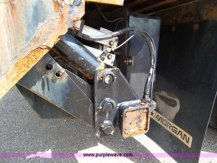 image for item L6823 2009 Kenworth T270 box truck