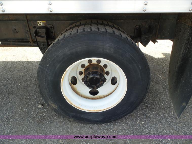 image for item L6823 2009 Kenworth T270 box truck