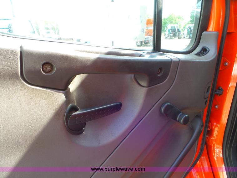 image for item L6824 2010 Freightliner Business Class M2 semi truck