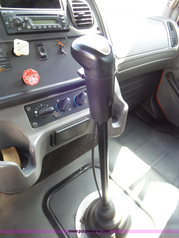 image for item L6824 2010 Freightliner Business Class M2 semi truck