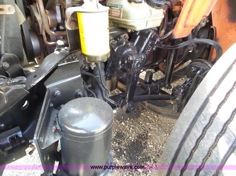 image for item L6824 2010 Freightliner Business Class M2 semi truck