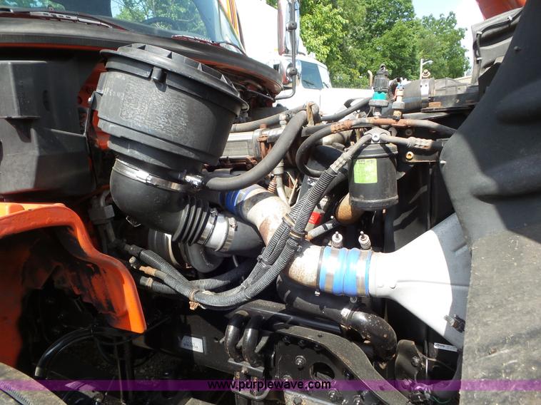 image for item L6824 2010 Freightliner Business Class M2 semi truck